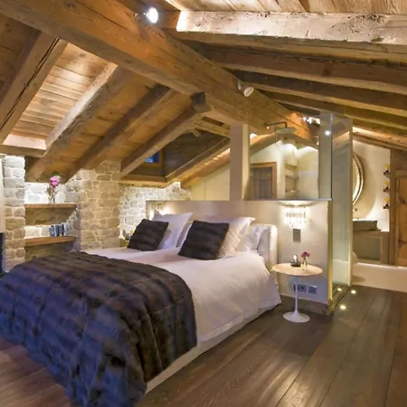 Chalet Yagire De La Morintse 木屋